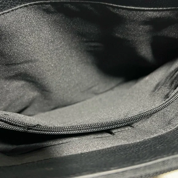 Calvin Klein tote crossbody bag iPad bag EUC Black - Picture 7 of 12